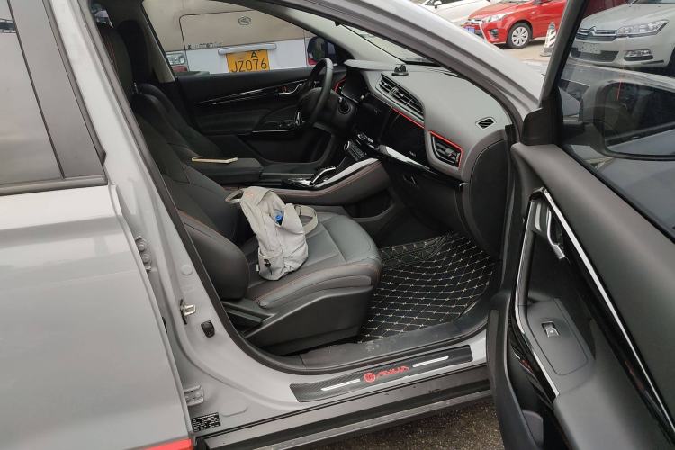 Used Dongfeng Aeolus AX7 2022 Mach Edition 1.5T DCT DF41 Right Front Seat