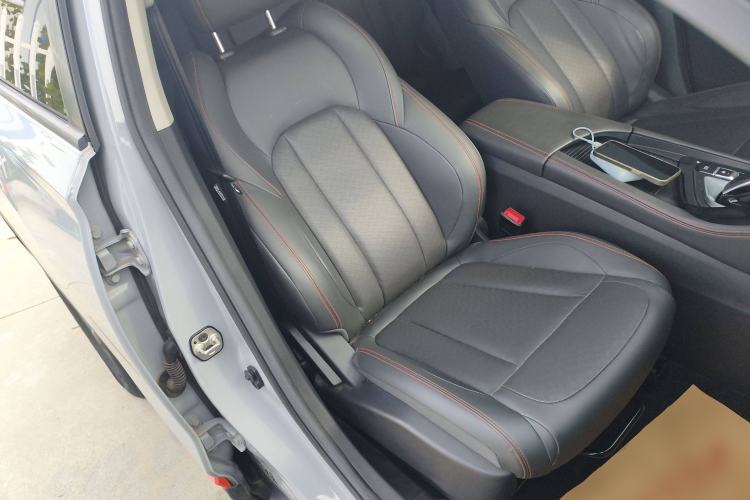 Used Dongfeng Aeolus AX7 2022 Mach Edition 1.5T DCT DF31 Right Front Seat