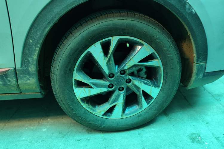 Used Dongfeng Aeolus AX7 2022 Mach Edition 1.5T DCT DF31 Right Front Wheel Hub