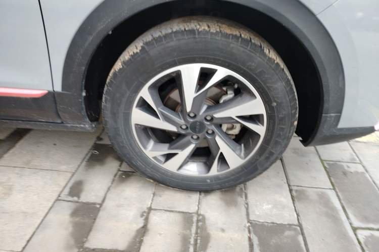 Used Dongfeng Aeolus AX7 2022 Mach Edition 1.5T DCT DF31 Right Front Wheel Hub