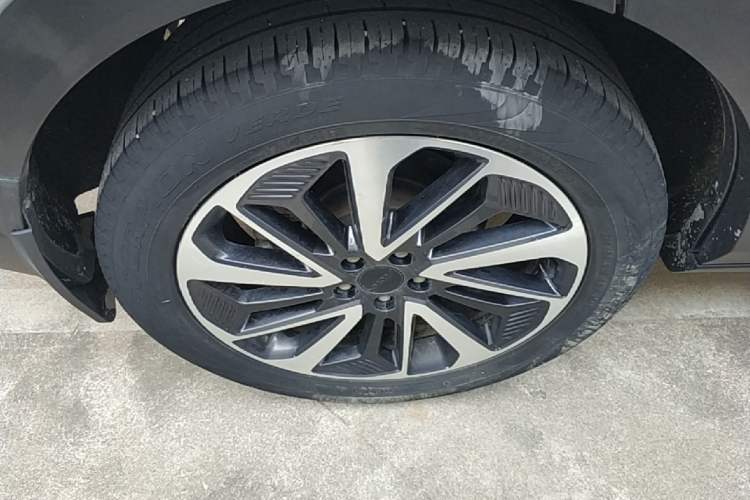 Used Dongfeng Aeolus AX7 2022 Mach Edition 1.5T DCT DF51 Right Rear Wheel Hub