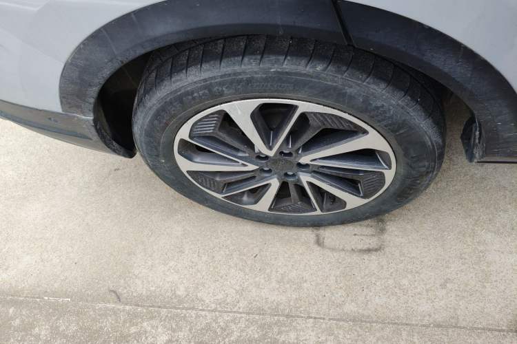 Used Dongfeng Aeolus AX7 2022 Mach Edition 1.5T DCT DF51 Right Rear Wheel Hub