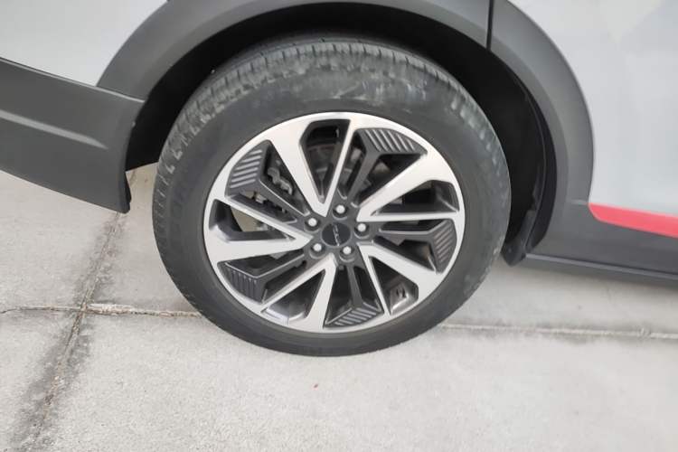 Used Dongfeng Aeolus AX7 2022 Mach Edition 1.5T DCT DF41 Right Rear Wheel Hub