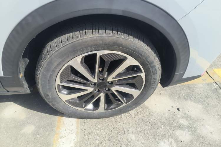 Used Dongfeng Aeolus AX7 2022 Mach Edition 1.5T DCT DF41 Right Rear Wheel Hub