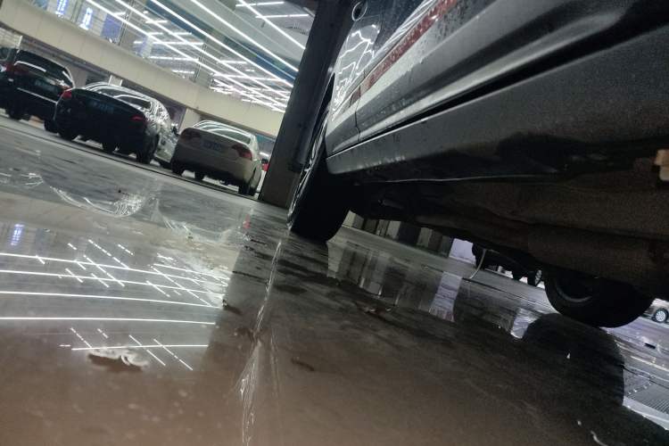 Used Dongfeng Aeolus AX7 2022 Mach Edition 1.5T DCT DF41 Right Side Sill