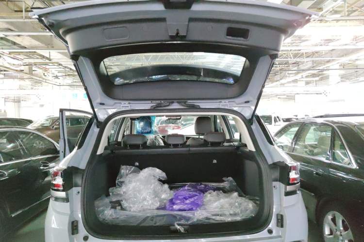 Used Dongfeng Aeolus AX7 2022 Mach Edition 1.5T DCT DF41 Trunk