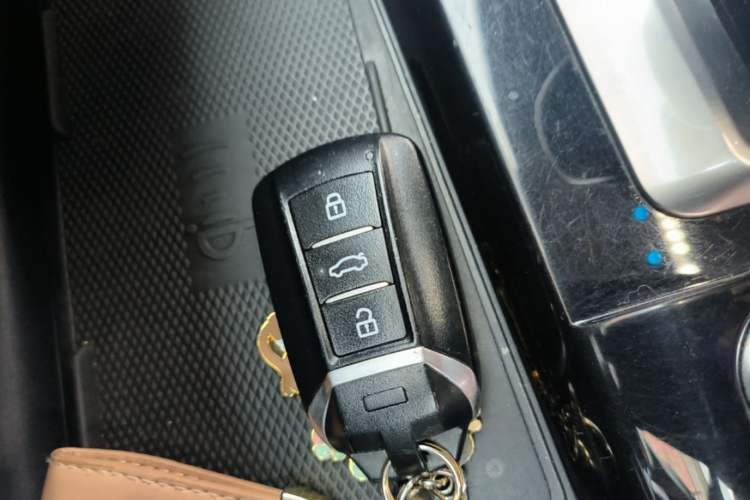 Used Dongfeng Aeolus AX7 2022 Mach Edition 1.5T DCT DF41 Vehicle Key