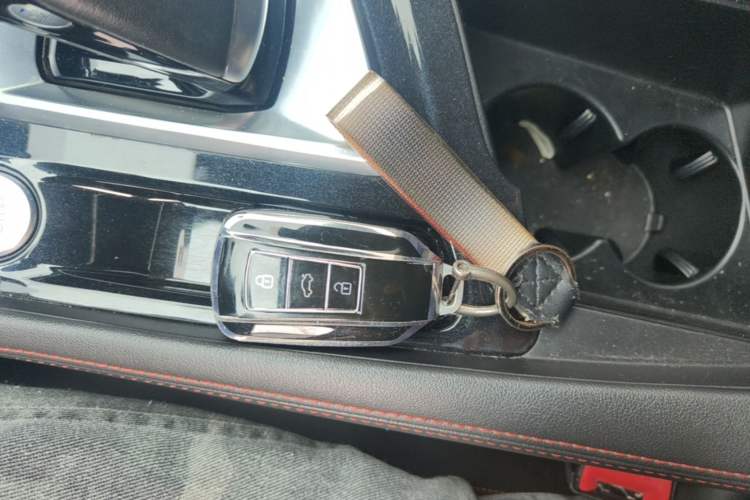 Used Dongfeng Aeolus AX7 2022 Mach Edition 1.5T DCT DF41 Vehicle Key