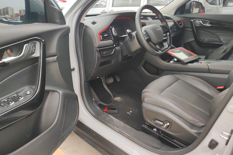 Used Dongfeng Aeolus AX7 2022 Mach Edition 1.5T DCT DF41 Driver Seat