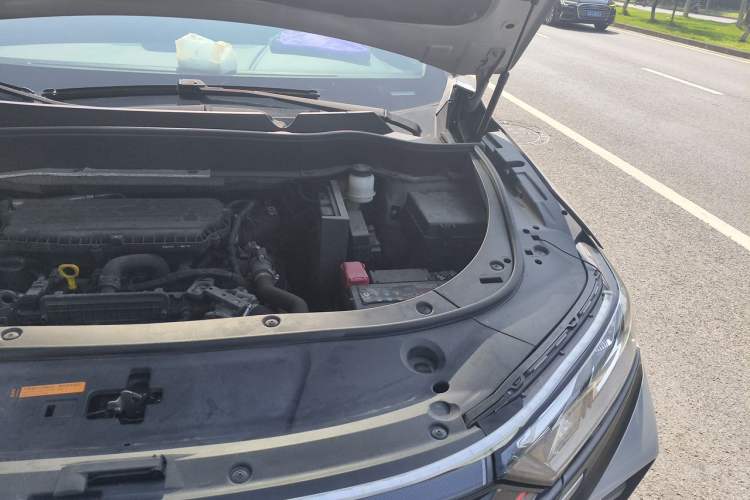Used Dongfeng Aeolus AX7 2022 Mach Edition 1.5T DCT DF41 Engine Bay Left