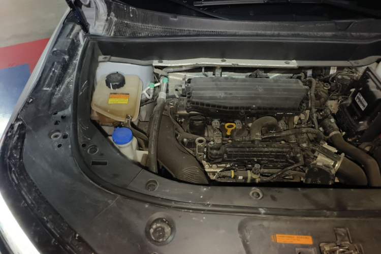 Used Dongfeng Aeolus AX7 2022 Mach Edition 1.5T DCT DF41 Engine Bay Right