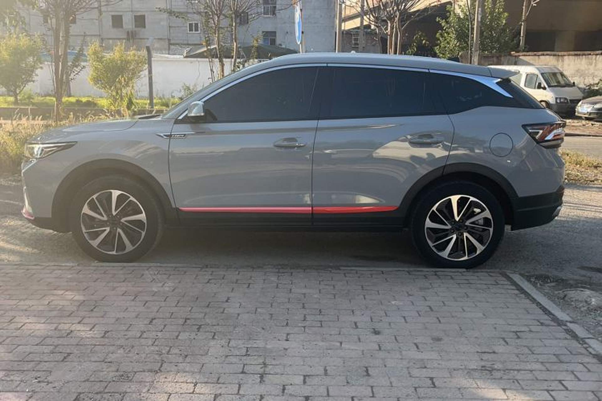 Used Dongfeng Aeolus AX7 2022 Mach Edition 1.5T DCT DF41 Exterior 6