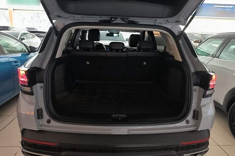 Used Dongfeng Aeolus AX7 2022 Mach Edition 1.5T DCT DF41 Interior 9