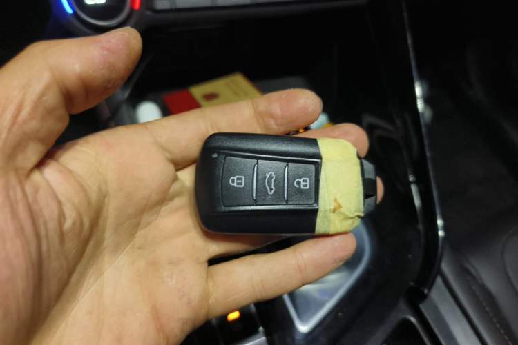 Used Dongfeng Aeolus AX7 2022 Mach Edition 1.5T DCT DF41 Vehicle Key