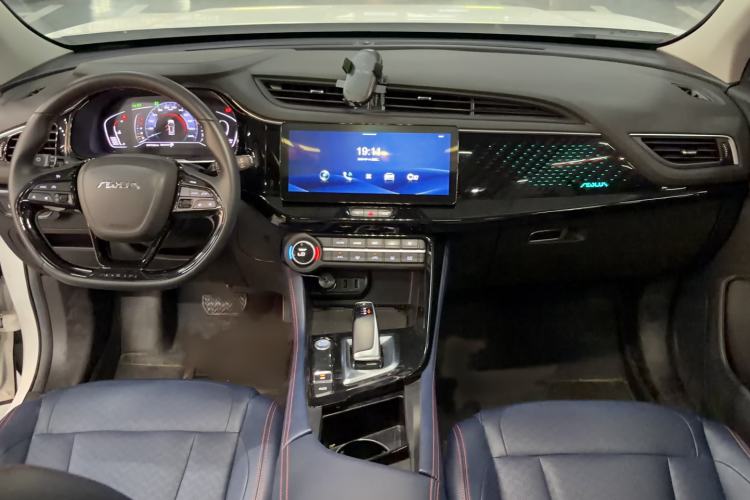 Used Dongfeng Aeolus AX7 2022 Mach Edition 1.5T DCT DF41 Center Console