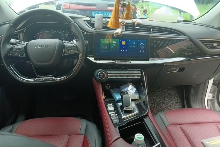 Used Dongfeng Aeolus AX7 2022 Mach Edition 1.5T DCT DF41 Center Console