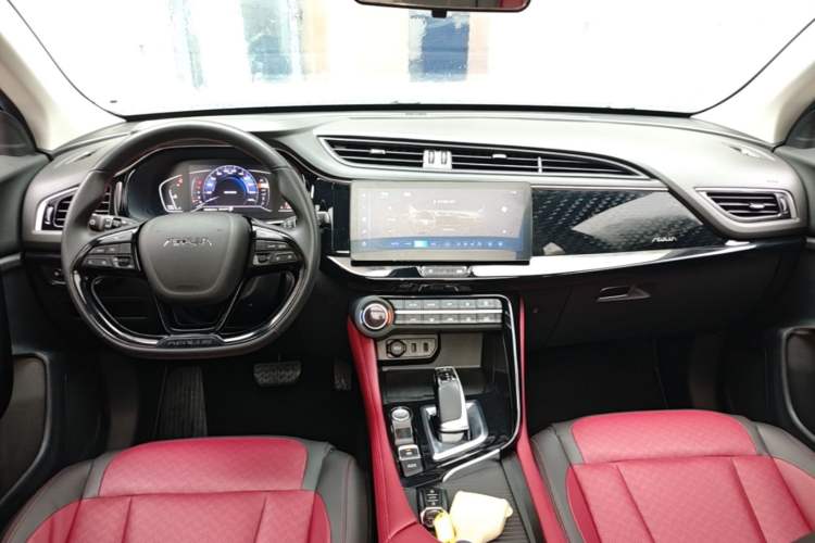 Used Dongfeng Aeolus AX7 2022 Mach Edition 1.5T DCT DF41 Center Console