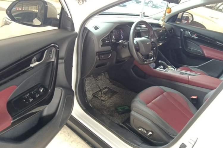 Used Dongfeng Aeolus AX7 2022 Mach Edition 1.5T DCT DF41 Driver Seat