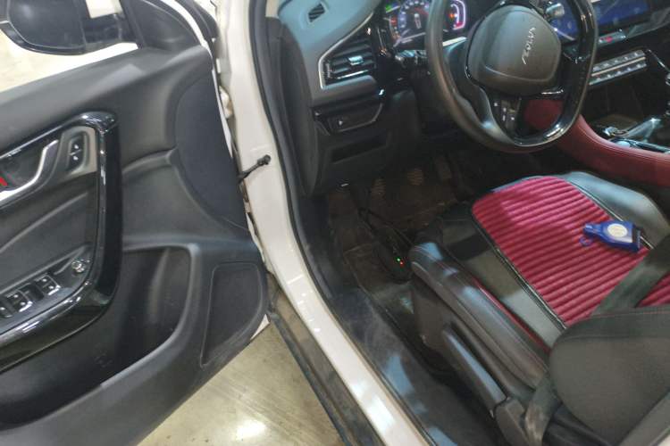 Used Dongfeng Aeolus AX7 2022 Mach Edition 1.5T Manual DF21 Driver Seat