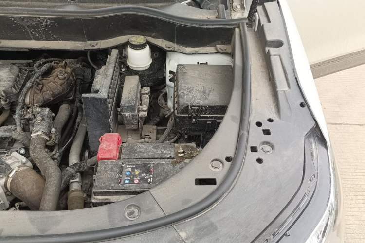 Used Dongfeng Aeolus AX7 2022 Mach Edition 1.5T DCT DF41 Engine Bay Left
