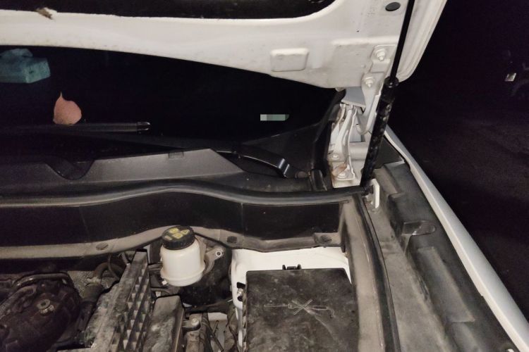 Used Dongfeng Aeolus AX7 2022 Mach Edition 1.5T DCT DF41 Engine Bay Left