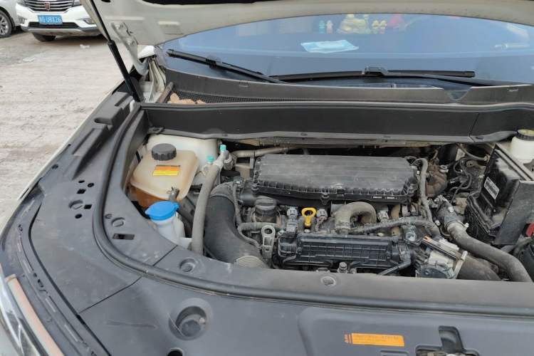Used Dongfeng Aeolus AX7 2022 Mach Edition 1.5T DCT DF31 Engine Bay Right