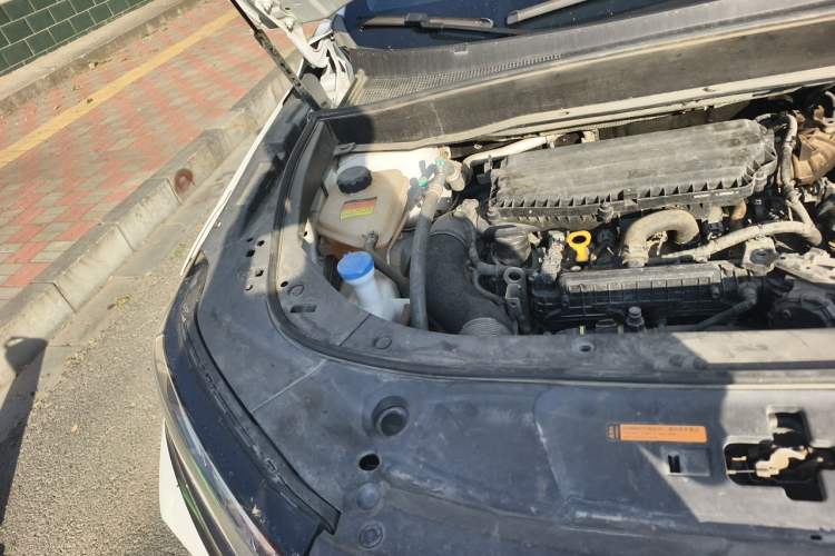 Used Dongfeng Aeolus AX7 2022 Mach Edition 1.5T DCT DF41 Engine Bay Right