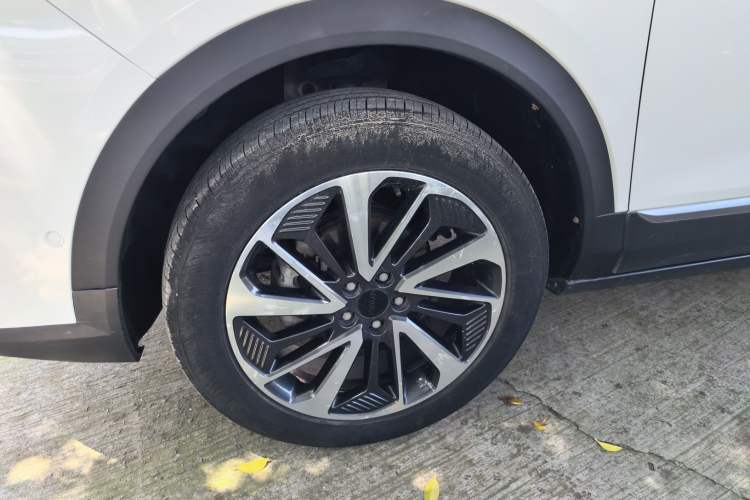 Used Dongfeng Aeolus AX7 2022 Mach Edition 1.5T DCT DF51 Exterior 4