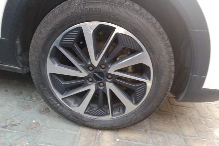 Used Dongfeng Aeolus AX7 2022 Mach Edition 1.5T DCT DF41 Exterior 4