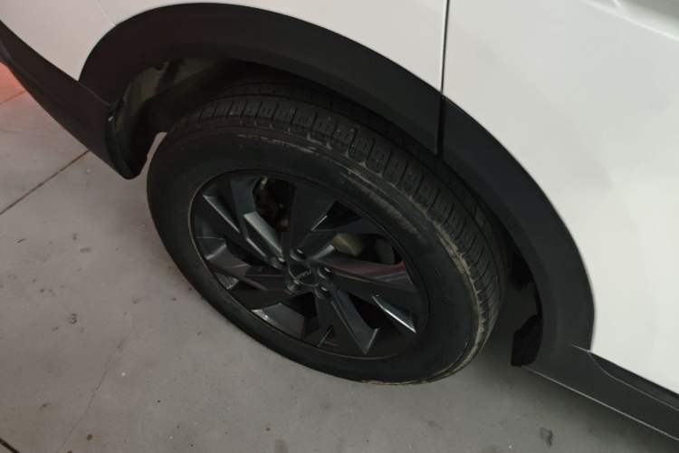 Used Dongfeng Aeolus AX7 2022 Mach Edition 1.5T DCT DF31 Exterior 5