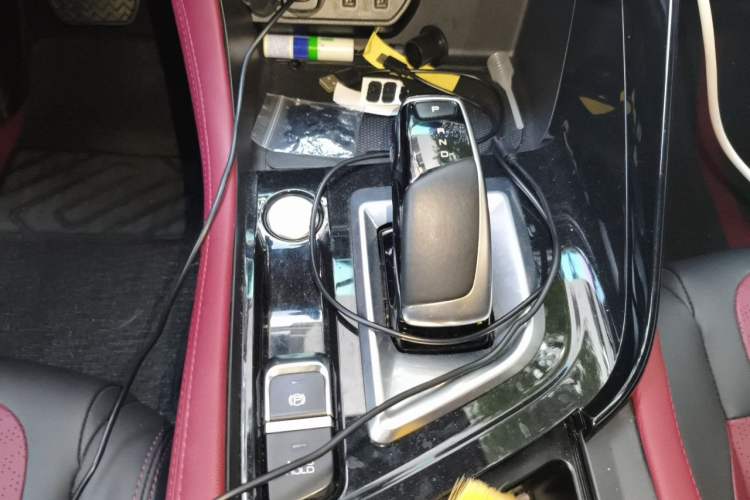 Used Dongfeng Aeolus AX7 2022 Mach Edition 1.5T DCT DF51 Gear Lever