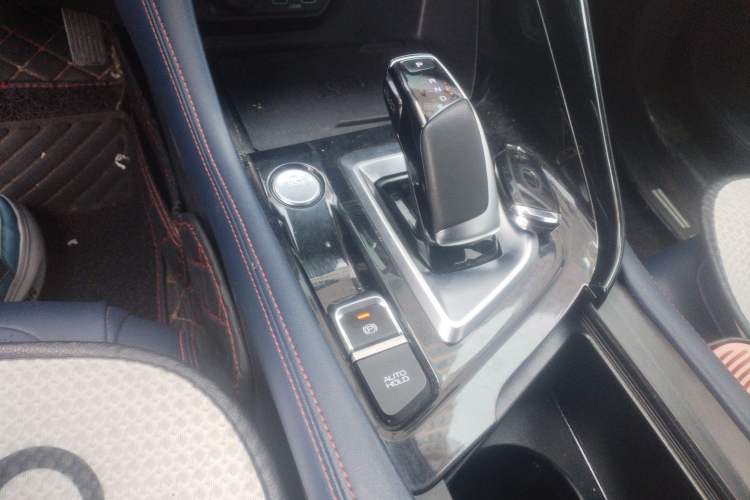Used Dongfeng Aeolus AX7 2022 Mach Edition 1.5T DCT DF41 Gear Lever