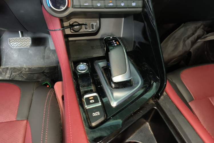 Used Dongfeng Aeolus AX7 2022 Mach Edition 1.5T DCT DF41 Gear Lever
