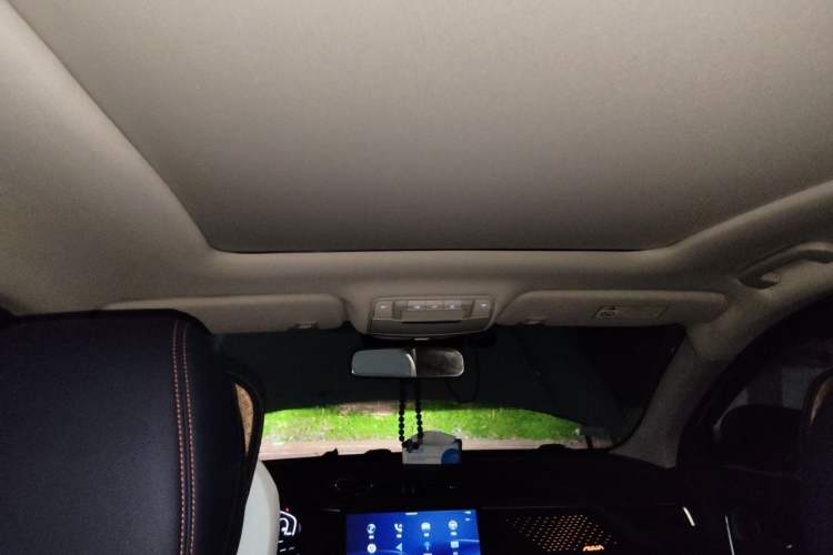Used Dongfeng Aeolus AX7 2022 Mach Edition 1.5T DCT DF41 Headliner
