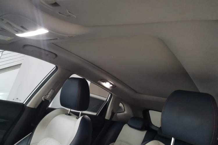Used Dongfeng Aeolus AX7 2022 Mach Edition 1.5T DCT DF41 Headliner