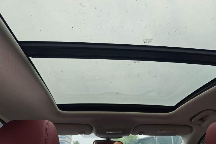 Used Dongfeng Aeolus AX7 2022 Mach Edition 1.5T DCT DF31 Headliner