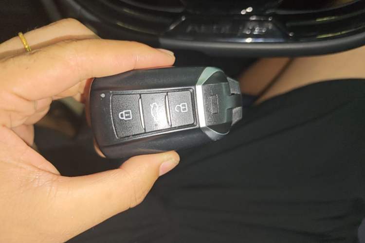 Used Dongfeng Aeolus AX7 2022 Mach Edition 1.5T DCT DF41 Interior 1