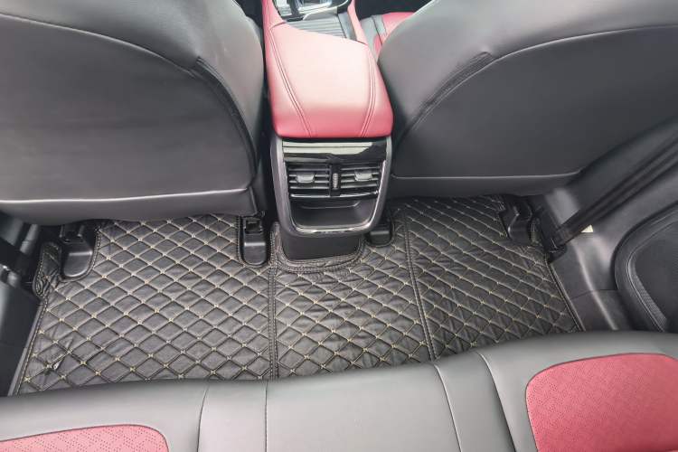 Used Dongfeng Aeolus AX7 2022 Mach Edition 1.5T DCT DF41 Interior 10