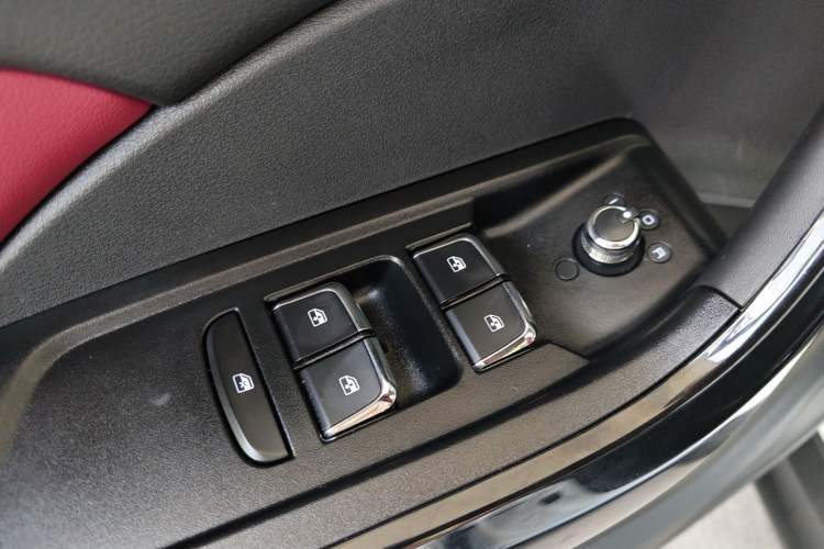 Used Dongfeng Aeolus AX7 2022 Mach Edition 1.5T DCT DF41 Interior 14