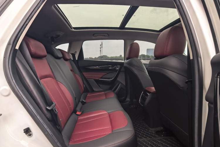 Used Dongfeng Aeolus AX7 2022 Mach Edition 1.5T DCT DF41 Interior 2