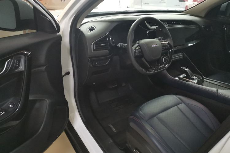 Used Dongfeng Aeolus AX7 2022 Mach Edition 1.5T DCT DF41 Interior 3