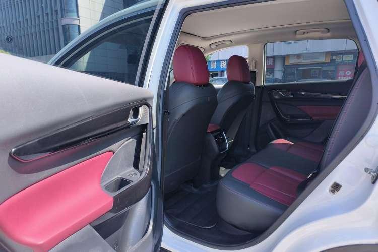 Used Dongfeng Aeolus AX7 2022 Mach Edition 1.5T DCT DF31 Interior 5