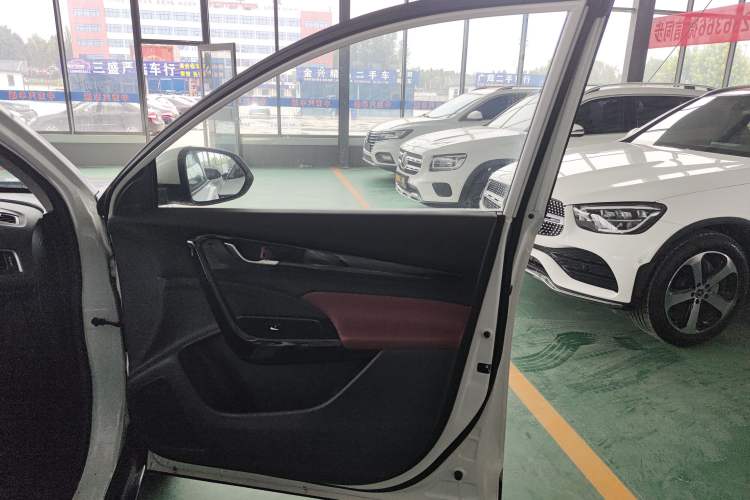 Used Dongfeng Aeolus AX7 2022 Mach Edition 1.5T DCT DF41 Interior 5
