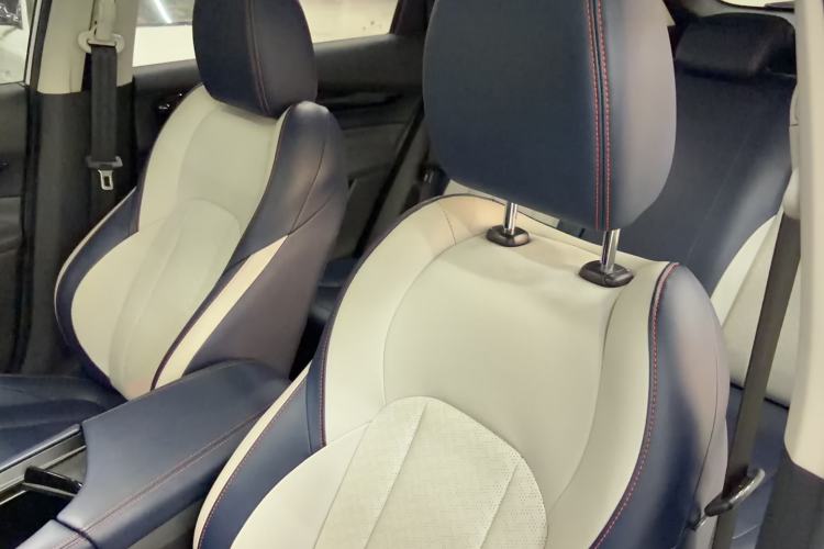 Used Dongfeng Aeolus AX7 2022 Mach Edition 1.5T DCT DF41 Interior 5