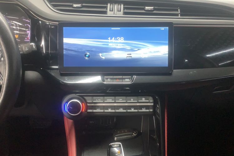 Used Dongfeng Aeolus AX7 2022 Mach Edition 1.5T DCT DF31 Interior 6
