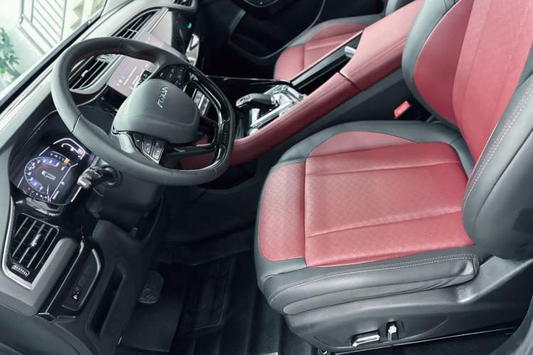 Used Dongfeng Aeolus AX7 2022 Mach Edition 1.5T DCT DF41 Interior 9