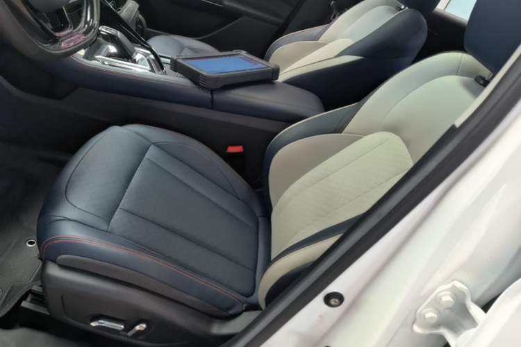 Used Dongfeng Aeolus AX7 2022 Mach Edition 1.5T DCT DF41 Left Front Seat