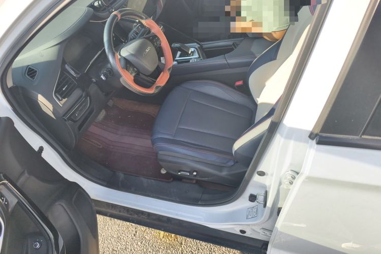Used Dongfeng Aeolus AX7 2022 Mach Edition 1.5T DCT DF41 Left Front Seat