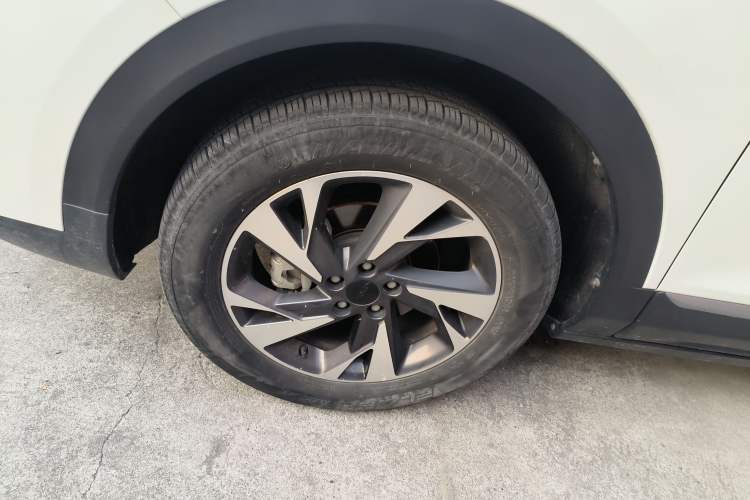 Used Dongfeng Aeolus AX7 2022 Mach Edition 1.5T DCT DF31 Left Front Wheel Hub