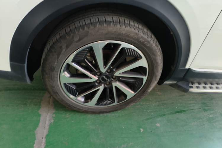 Used Dongfeng Aeolus AX7 2022 Mach Edition 1.5T DCT DF41 Left Front Wheel Hub